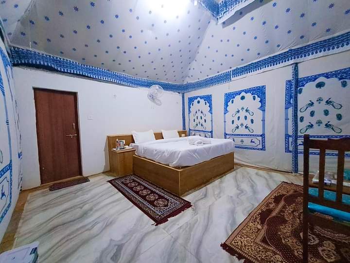 Premium Desert Tent accommodation near Sam Sand Dunes
